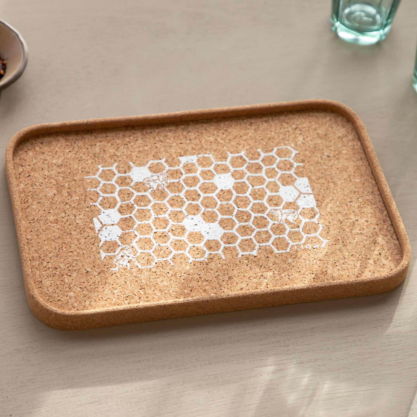 LIGA Tablett CORK HONEY COMB  30x20 cm