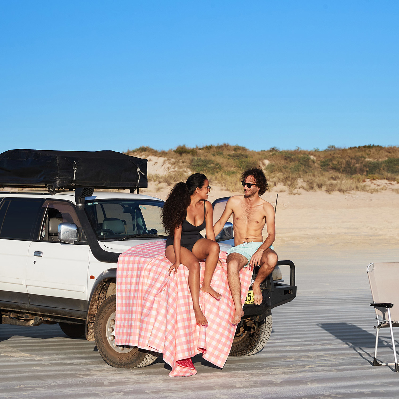 DOCK & BAY PICNIC BLANKET strawberry small 